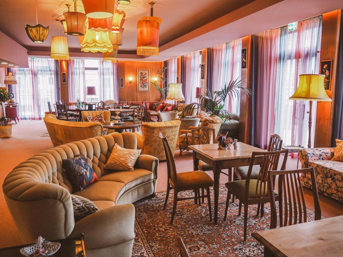 מולהיים אן דר רור Tante Alma'S Muelheimer Hotel מראה חיצוני תמונה